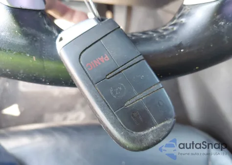 2014 Chrysler 300 z USA, uszkodzony, nr VIN 2C3CCAAG1EH276250